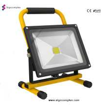 China Outdoor IP65 Lantern 10W/20W/30W/50W LED Rechargeable Floodlight